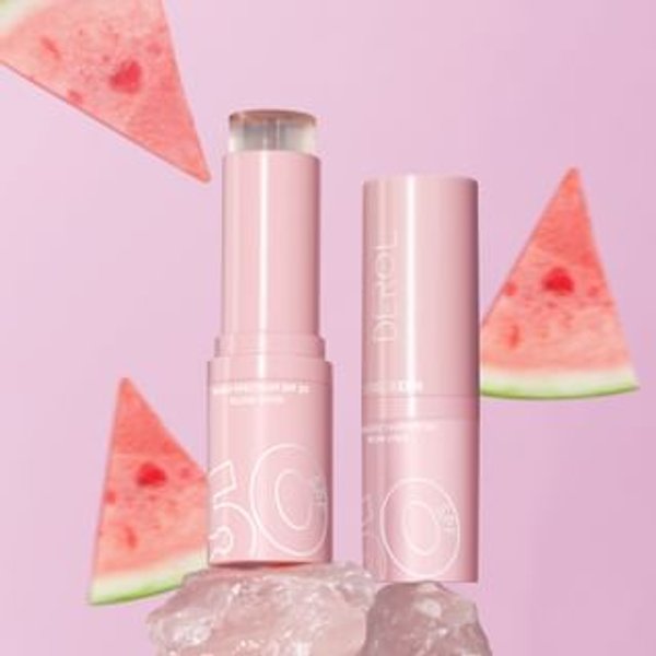 DEROL - Broad Spectrum SunScreen Glow Stick SPF50 PA+++ #Glow Stick - 8.5g