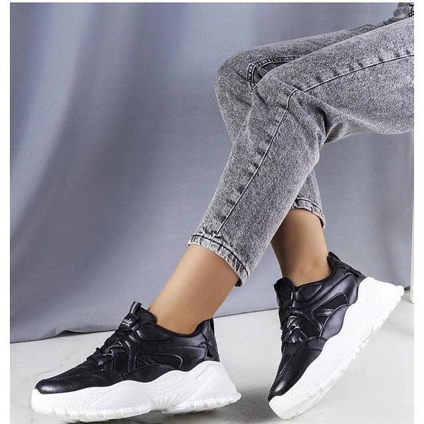 Sport Shoes model 208013 Solea - 39 - Black