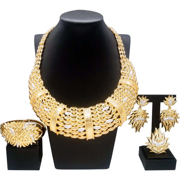 Ensemble de bijoux plaqué or italien pour femme, grand collier, bracelet, bague, pendentif rond évidé, faveurs de fête de banquet, luxe