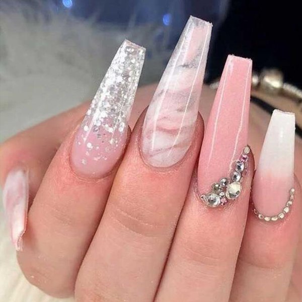 24 Stück glänzende lange Sargnägel zum Aufdrücken, rosa Farbverlaufsmuster, künstliche Nägel mit Strass-Glitzer-Maniküre, wiederverwendbare künstliche Nägel