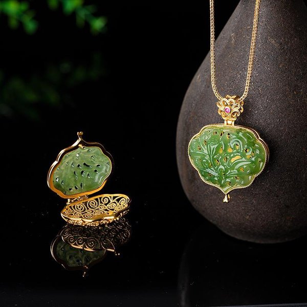 Original nouveau argent incrusté naturel Hetian jade creux sculpté filigrane sachet pendentif ancien or artisanat collier dames bijoux