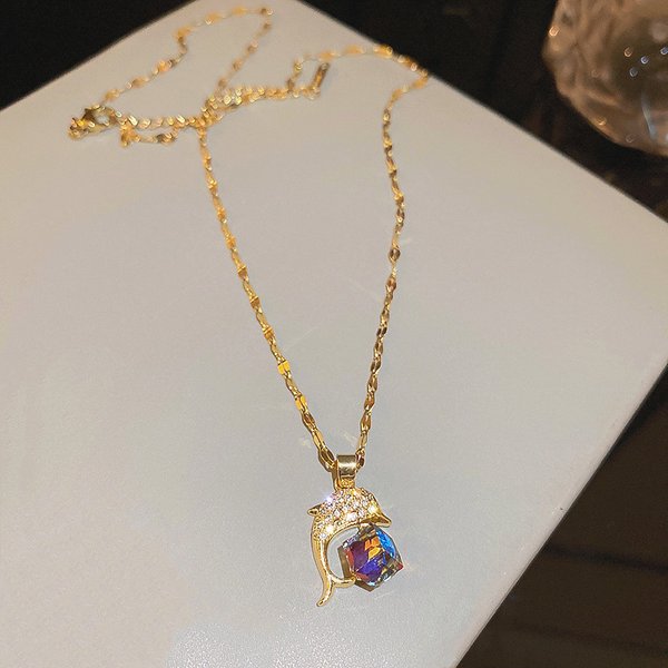 New Colorful Magic Crystal Dolphin Pendant Necklaces For Women Elegant Romantic Female Wedding Jewelry Ladies Clavicle Chain