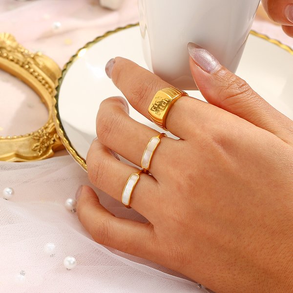 E.B.belle – bague en acier inoxydable pour femmes, bijoux sans ternissement, coquille naturelle, fine, petite taille, blanche, élégante