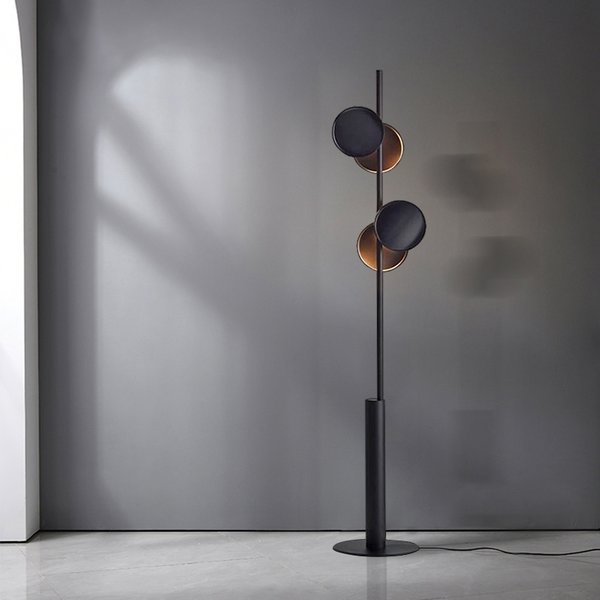 Lampadaire de la série Vopography, nordique, noir, minimaliste, salon, chambre à coucher, designer, art, atmosphère, studio