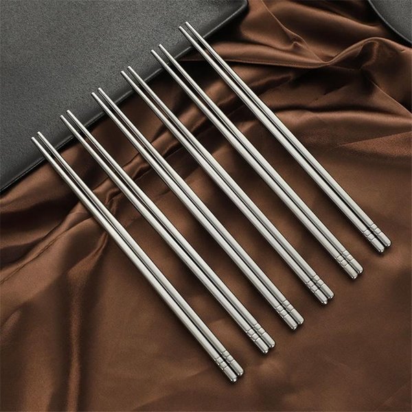 5 Paar chinesische Metall-Essstäbchen für den Haushalt, hohe Temperatur, sterilisierbar, rutschfest, Edelstahl-Essstäbchen, Küchenzubehör