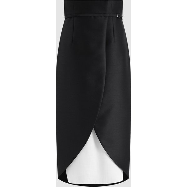 Jupe mi-longue noire à taille haute avec ourlet contrastant blanc et ceinture à la taille, 2026