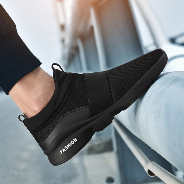 Men Casual Shoes Lightweight Sneakers Men Fashion Running Shoes Breathable Slip on Wear-resistant Mens Loafers Zapatillas Hombre