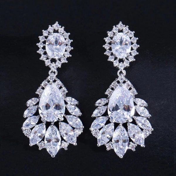 CWWZircons lustre élégant AAA + zircone cubique Long grand cristal de mariée Dangle goutte boucle d'oreille pour bijoux de mariage CZ202