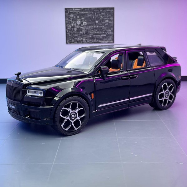 1/20 Rolls Royce SUV Cullinan Alloy Luxy Model samochodu Diecast Metal Vehicles Model samochodu Symulacja dźwięku i światła Zabawka dla dzieci Prezent