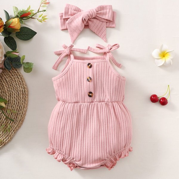 0-9 Monate Neugeborenes Baby Mädchen Strampler Rosa gerippter Sling-Body + Kopfbedeckung Sommermode Niedlicher Overall mit Knopfdekoration