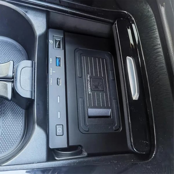 Car phone charger for Mercedes Benz GLA CLA GLB W177 W188 W247 15w car wireless charger charging holder
