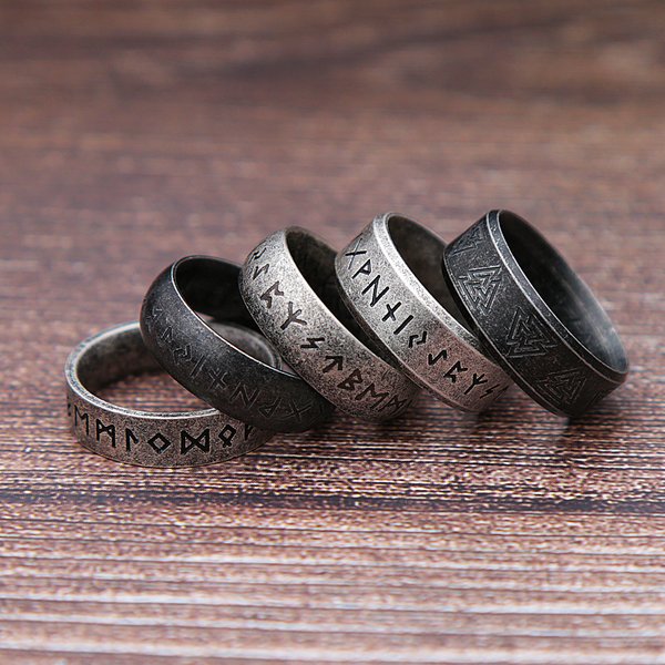Bague Rune Viking rétro nordique pour hommes et femmes, Simple, en acier inoxydable 316L, lettre Odin Viking, amulette de Couple, bijoux cadeaux