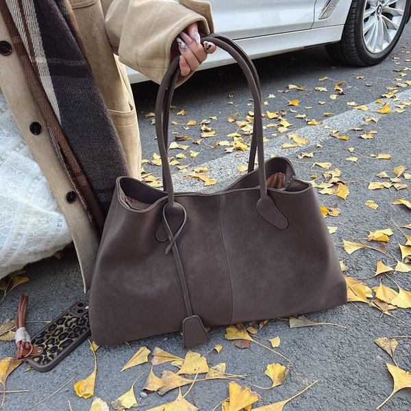 Sac fourre-tout Vintage décontracté, nouveau sac à main de grande capacité, sac sous les bras populaire européen et américain, sacs de banlieue en Pu de haute qualité, offre spéciale