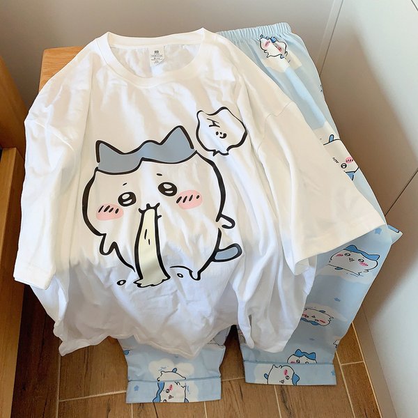 Übergroße weiße Oberteile für Männer und Frauen, Chiikawa Group Grafik-T-Shirt, niedliches japanisches Maskottchen-Design, lockere Passform, Sommer-Streetwear, Anime