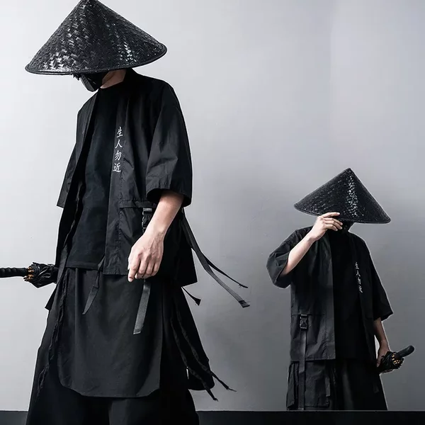 2024 neue japanische traditionelle schwarze Kimono-Strickjacke Diablo Samurai Ninja Cosplay Anzug chinesische Hanfu-Stil Mantel Streetwear