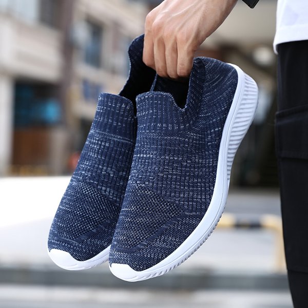 Mesh Männer Schuhe Atmungsaktive Turnschuhe Männer Mode Lässig Walking Laufschuhe Slip auf Leichte Herren Loafer Zapatillas Hombre