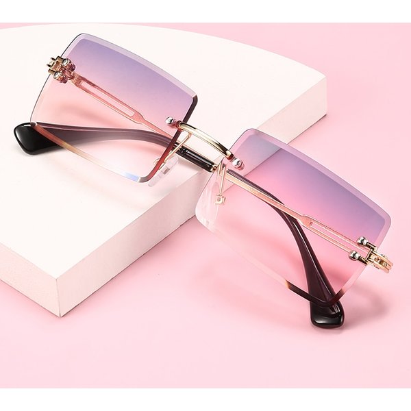Vintage Fashion 2021 New Sunglasses Rimless Frameless Rectangle Shades Gradient UV400 Summer Traveling Sun Glasses for Women