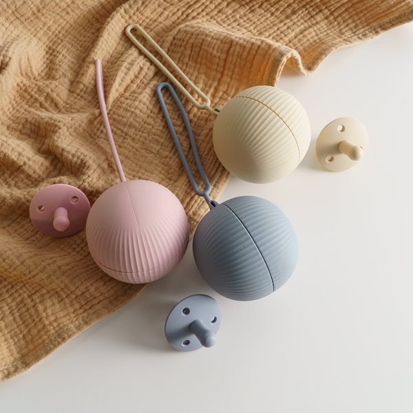 Neue Baby Schnuller Halter BPA FREI Weiche Silikon Infant Tragbare Fütterung Schnuller Container Box Nippel Lagerung Box Zitzen Befestigung