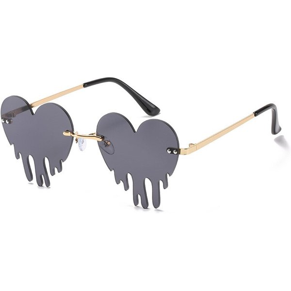 Love Heart Shaped Sunglasses Women Brand Designer New Fashion Cute Sexy Retro Cat Eye Vintage Cheap Sun Glasses Oculos UV400