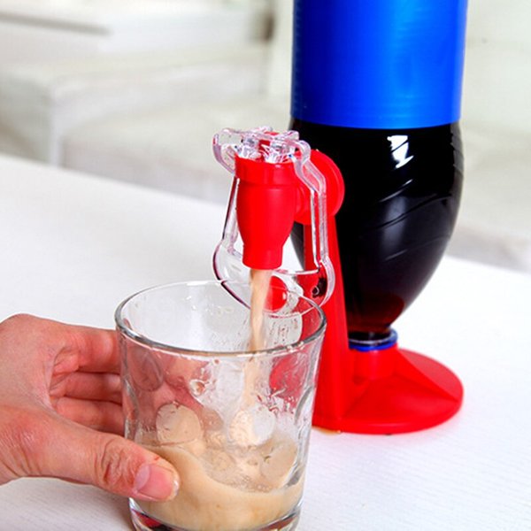 Buveur de cola portable pressurisé, machine à boissons satisfaite, manuelle, créative, à l'envers pour cliquer, eau de soda