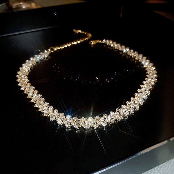 Luxury Shiny Full Rhinestone Choker Necklace for Women Personalized Geometric Crystal Necklaces Wedding Jewelry Party Gifts A-