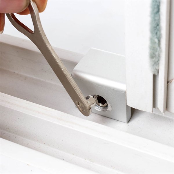 1/10 Child Protection Baby Safety Adjustable Sliding Window Locks Stop Aluminum Alloy Security Lock With Keys Safety Window Lock