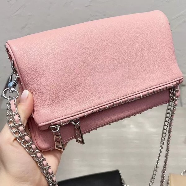 Nouveau sac à bandoulière en cuir avec rabat, logo aile en relief, chaîne métallique, élégant sac à main à rabat, sac bandoulière pour les soirées et les rendez-vous.