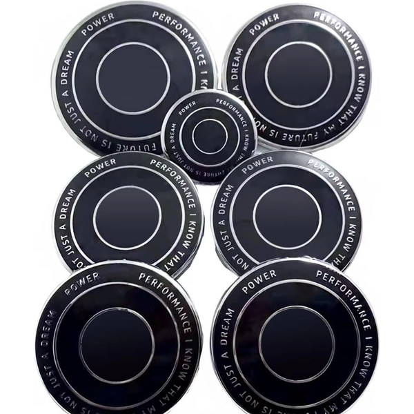 7 pièces : emblème de capot avant, nouveau logo 82 mm + badge arrière 74 mm + cache de moyeu de roue 68 mm + autocollant de volant 45 mm, pour tous les modèles BMW