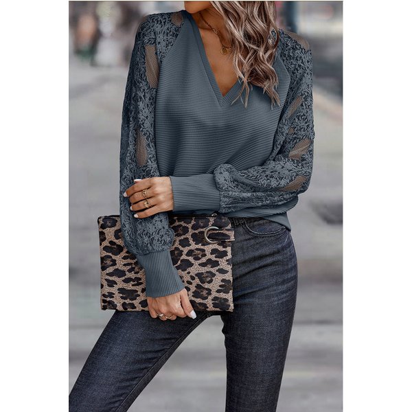 Haut tricoté à manches longues et col en v pour femme, couleur unie, dentelle épissée, à la mode, nouvelle collection automne et hiver