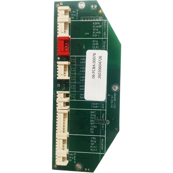 Panel wyświetlacza i płyta główna do sterowania instrumentami hulajnogi elektrycznej KuKirin G2, umożliwiające monitorowanie prędkości i stanu baterii w czasie rzeczywistym.