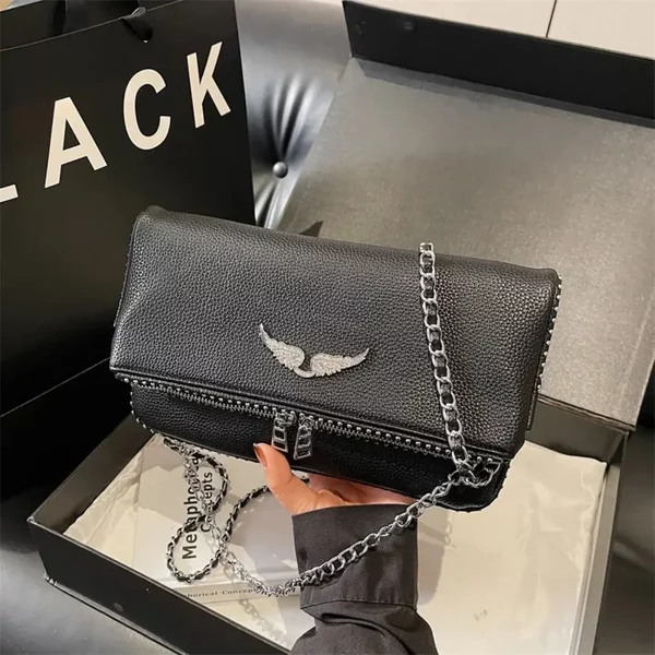 Nouveau sac bandoulière à chaîne en forme de coquille de style français 2026, classique, tendance et polyvalent, pour femmes, avec Wi
