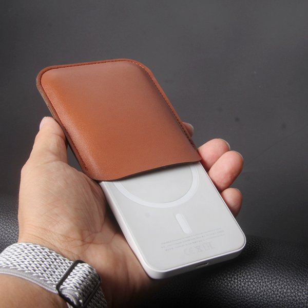 Power Bank Cover Tasche Ledertasche für iPhone 13, Magsafe Externe Batterieabdeckung