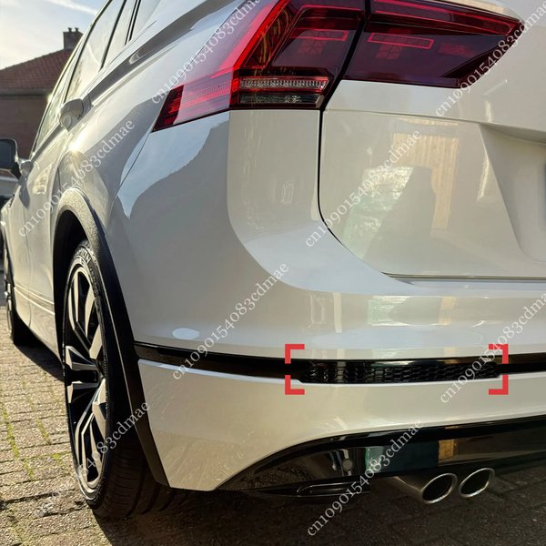 1 Paar glänzend schwarze Heckstoßstange Wabenreflektor Styling Abdeckung Aufkleber Trim für Volkswagen Tiguan MK2 R-Line TSI TDI 2017–2021