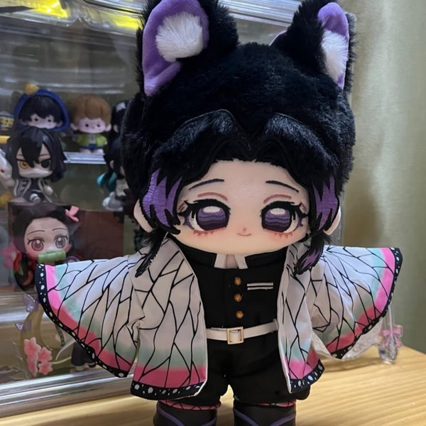 20 cm große Demon Slayer Anime-Accessoires, Shinobu Kocho, hochwertige, niedliche Baumwollpuppe, Plüschpuppe, Spielzeug, Geburtstagsgeschenk für Freunde