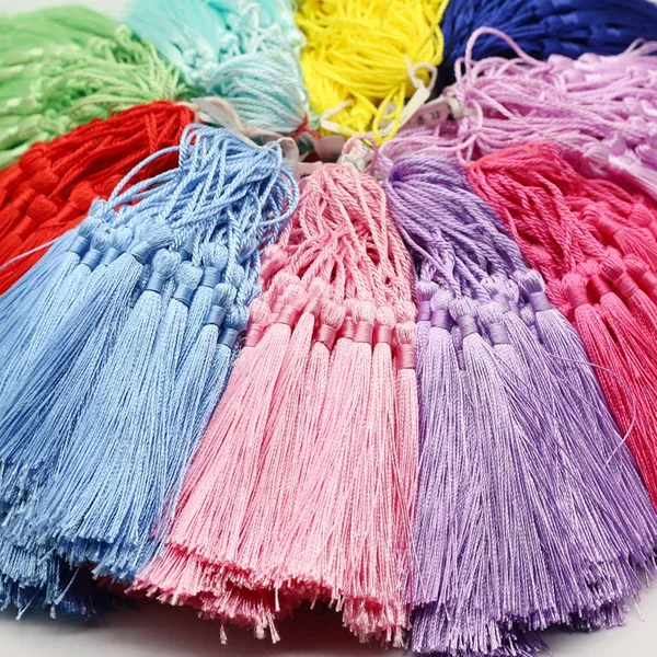 Gemischt 100 Stücke 13 cm/5 Zoll Seidige Zahnseide Lesezeichen Quasten Hängen Spike Seil Handwerk Für Schmuck Machen DIY Handwerk Zubehör