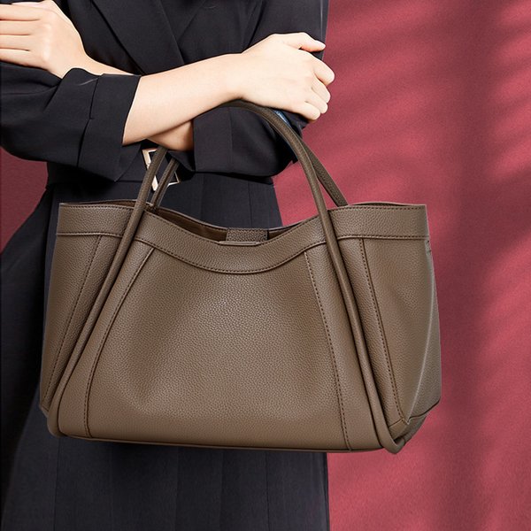 Sac en cuir de vachette haute capacité Aidrani pour femmes, simple, décontracté, portable, de qualité.