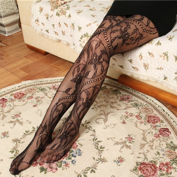 Schwarze, ausgehöhlte Spitzen-Mesh-Strumpfhose mit floralem Rattan-Boden und Strümpfen