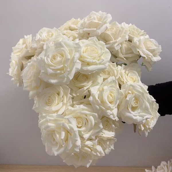 7Heads Roses Bouquet Sztuczny kwiat Biały Beżowy Ivory Vintage Rose Salon Dekoracja kwiatowa ślubna