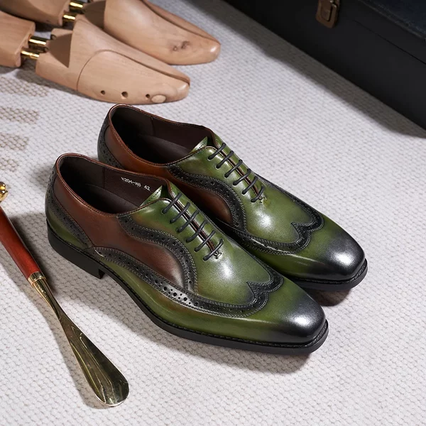 Oxfords italiens de luxe en cuir véritable pour hommes, chaussures de soirée de mariage à bout d'aile, classiques à lacets, chaussures formelles de bureau