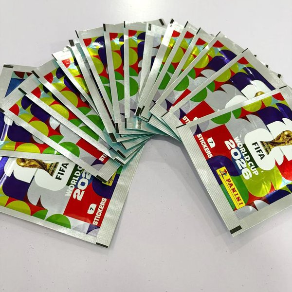 Pudełko z naklejkami Panini 2026 World Cup, kolekcjonerskie przedmioty piłkarskie, naklejki z zawodnikami, kompletny album, prezent dla nastolatków-fanów piłki nożnej