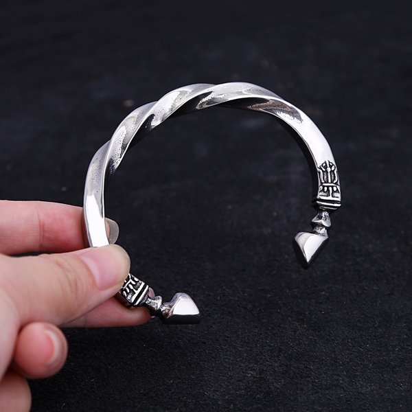 Fashion Retro Stainless Steel Twist Ring Bracelet Creative Horseshoe Opening Men's and Women's Bracelet Punk Jewelry Wholesale