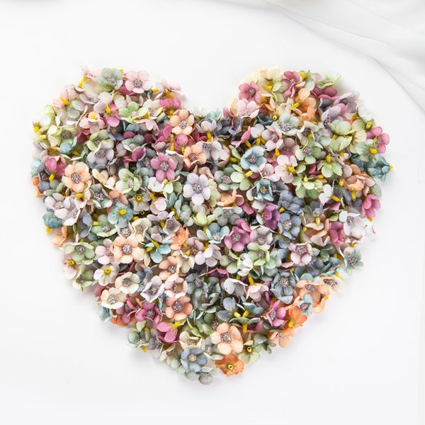 50 pièces 3Cm fleurs artificielles pour Scrapbook bricolage boîte à bonbons fête de mariage décoration de la maison couronne de noël à la main soie Mini marguerite