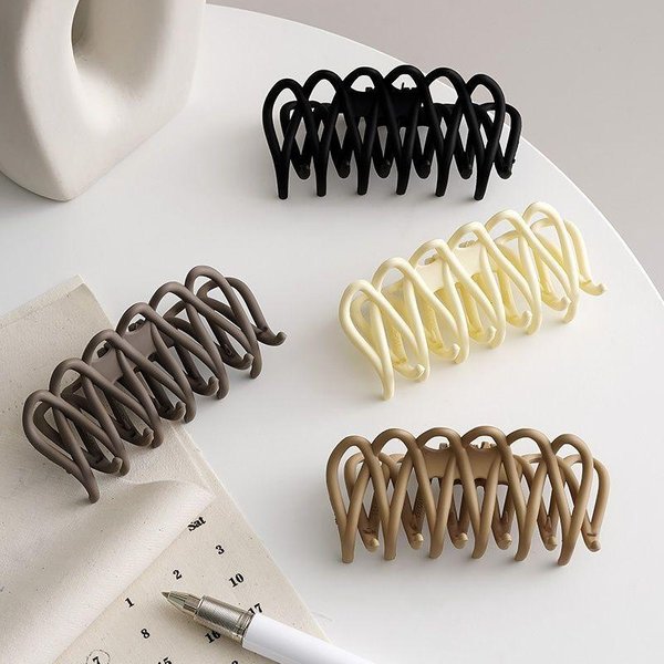 Korean Ins Fashion Plastic Neutral Coffee Hair Claw Clips for Women Accessories Geometry Headdress Catch Crab Hairpins Gifts