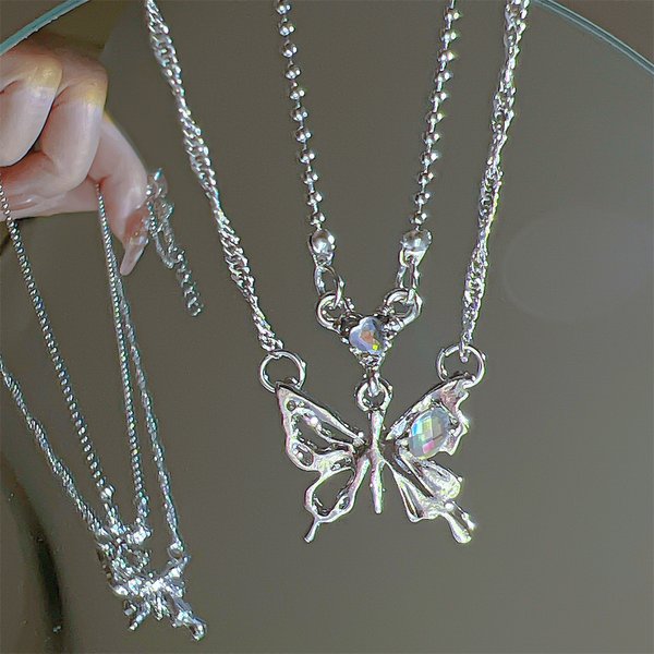 Collier papillon Y2K pour femmes et filles, couleur argent, pendentif en cristal, chaîne de clavicule, à la mode, nouvelle collection 2023, fête