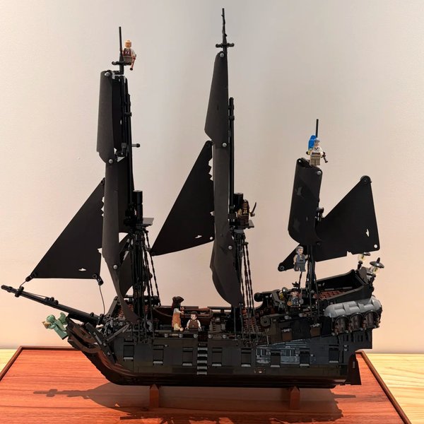 Nouveau modèle de construction de navire pirate en perles noires, 2862 pièces, bateau à voiles, modèle à assembler, briques, jouets, cadeau d'anniversaire et de Noël