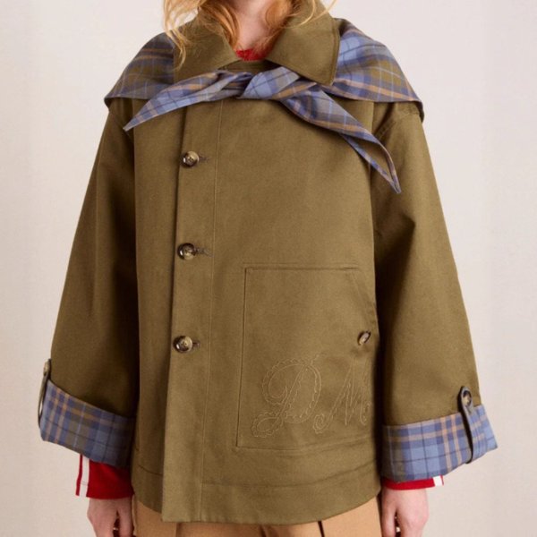 2026 New Autumn and Winter New Women's Collared Long Sleeve Embroidered Pocket Reversible Jacket