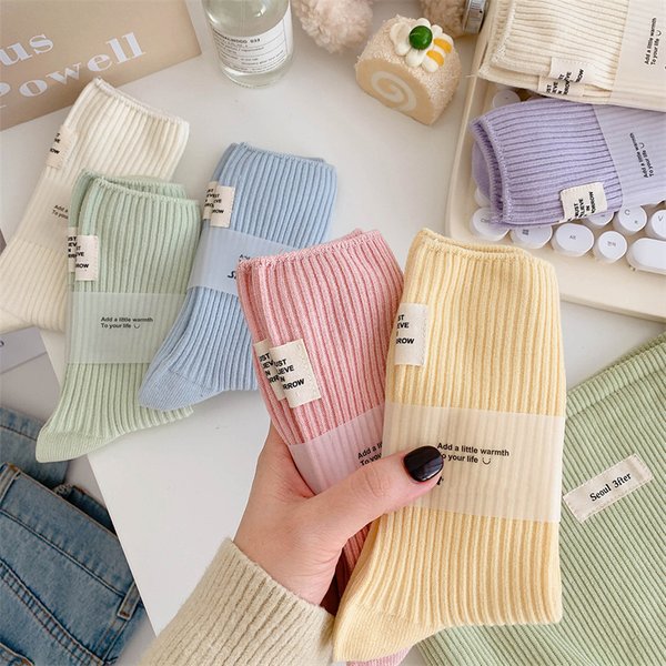 Frauen Socken Lange Neue Hohe Qualität Candy Farbe Crew Socken Japanische Mode Atmungsaktive Frische Bunte Socken Mittelrohr