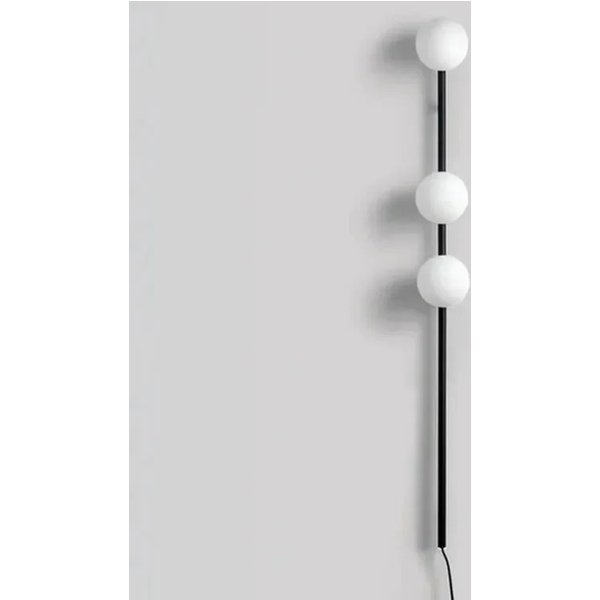 Applique murale moderne, idéale pour le salon, la chambre, la chambre à coucher, le couloir, un hall d’exposition ou une salle à manger. Lampe en verre, élément d’éclairage décoratif.