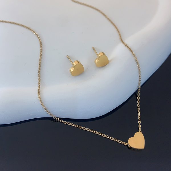 3-piece women's Stainless Steel Smooth Love Pendant Necklace Earrings Birthday Christmas Halloween Date Gift