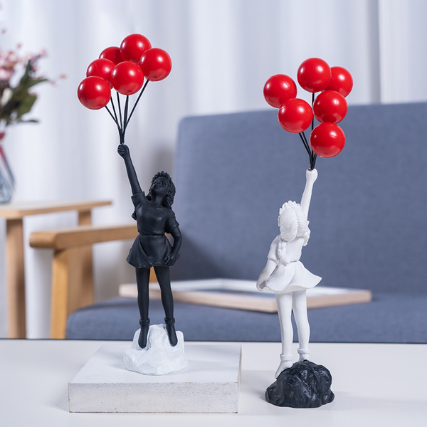 Figurine de fille de dessin animé en résine, ballon d'amour volant, Sculpture de fille, ornements abstraits modernes pour la maison, bureau, étude, décoration de bureau, cadeau